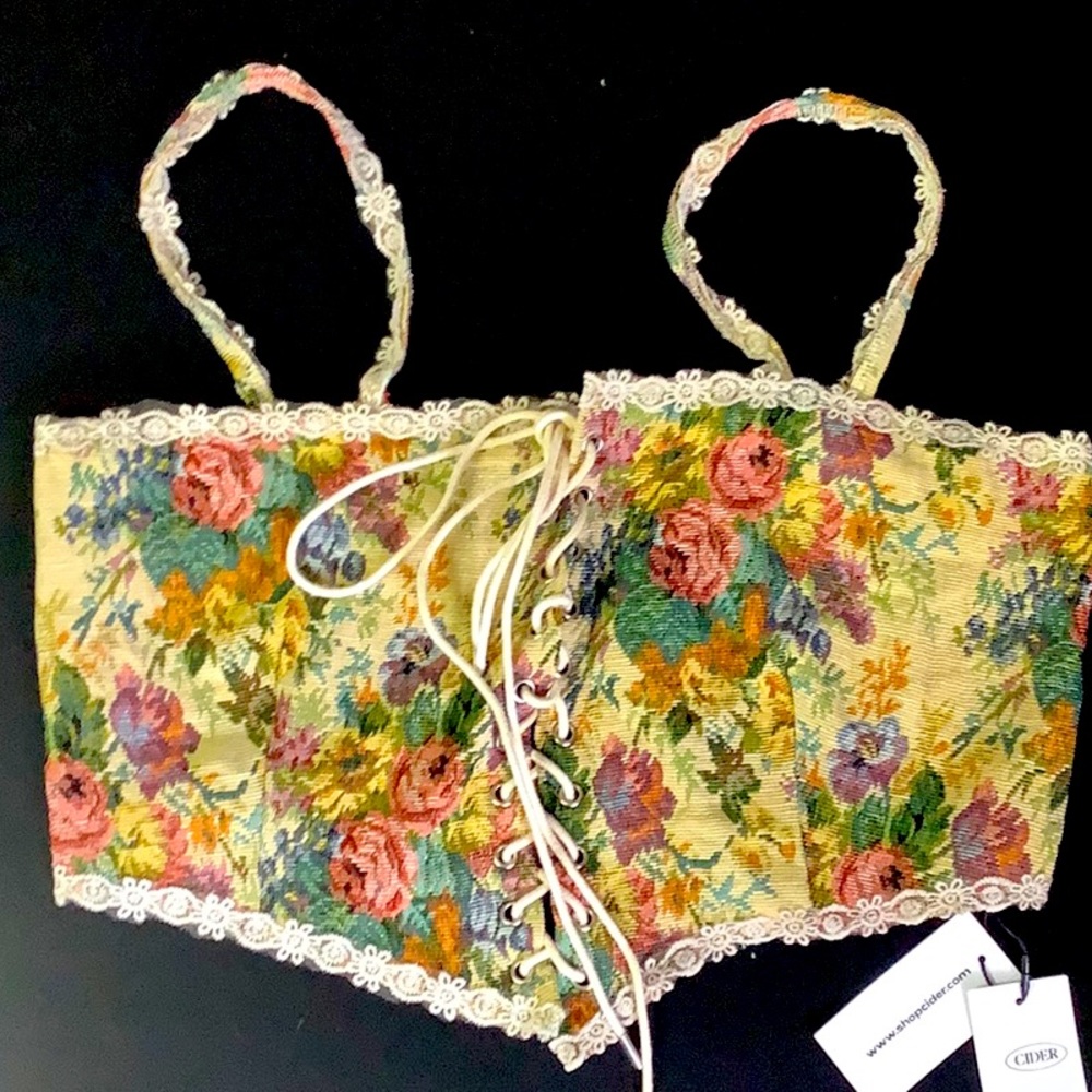 Halter top